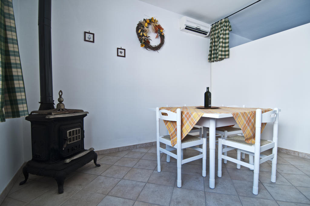 Home Holiday Salento La Scisa Alessano Bilik gambar